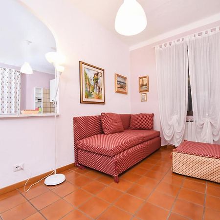 Villa Pinetina B&B Lasnigo Екстер'єр фото